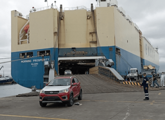 Ian Taylor en Ecuador observa incremento en descarga de vehículos durante el primer semestre