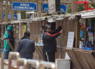 Empleo informal en Ecuador supera el 50%