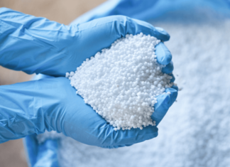 Ecuador subsidiará 50% del precio de la urea beneficiando a 100.000 agricultores