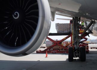 Perspectivas 2023 para la carga aérea mundial está a la baja