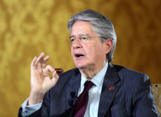 Presidente Lasso anuncia la reducción de tarifas de algunos impuestos