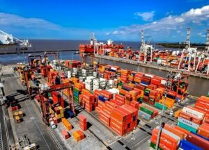 EEUU: Movimiento de contenedores tuvo caída en importaciones