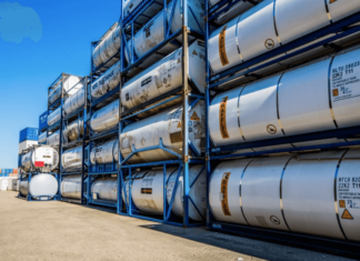 La versatilidad y riesgo del contenedor tanque