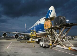 Debilidad del comercio global impactó la demanda mundial de carga aérea