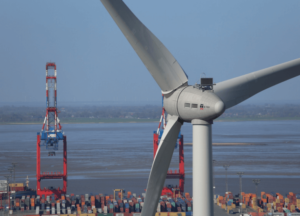 Robots reemplazan a humanos para mantención de aerogeneradores