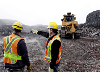 Industria y minería piden mayor seguridad jurídica en inversiones