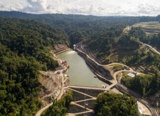 Estiaje obliga a aumentar el racionamiento eléctrico en Ecuador