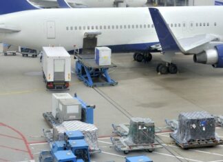 Demanda global de carga aérea termina 2023 al alza