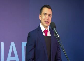 Ecuador condiciona opción de restablecer relaciones con México