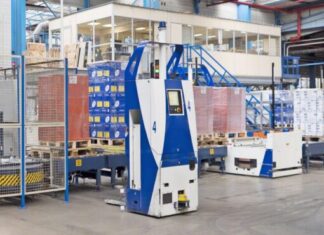 Vehículos de guiado automático permiten agilizar almacén