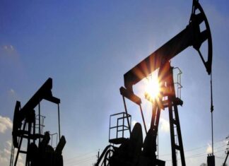 Plan de Ecuador para producir 700.000 barriles de petróleo diarios