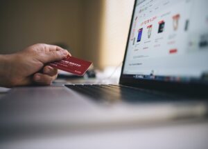 Navegar en la web no implica más compras on line