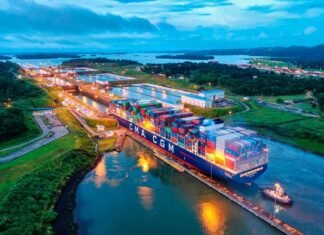 Canal de Panamá logra ganancias por US$ 3.450 millones pese a la sequía y reducción de tráfico