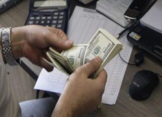 Estados Unidos analiza aplicar nuevo impuesto a las remesas: ¿Cómo impactaría a América Latina?