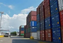 Ecuador sube drásticamente los aranceles a Colombia y reaviva el conflicto bilateral