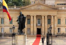 Gobierno de Colombia cerrará 14 embajadas desde agosto